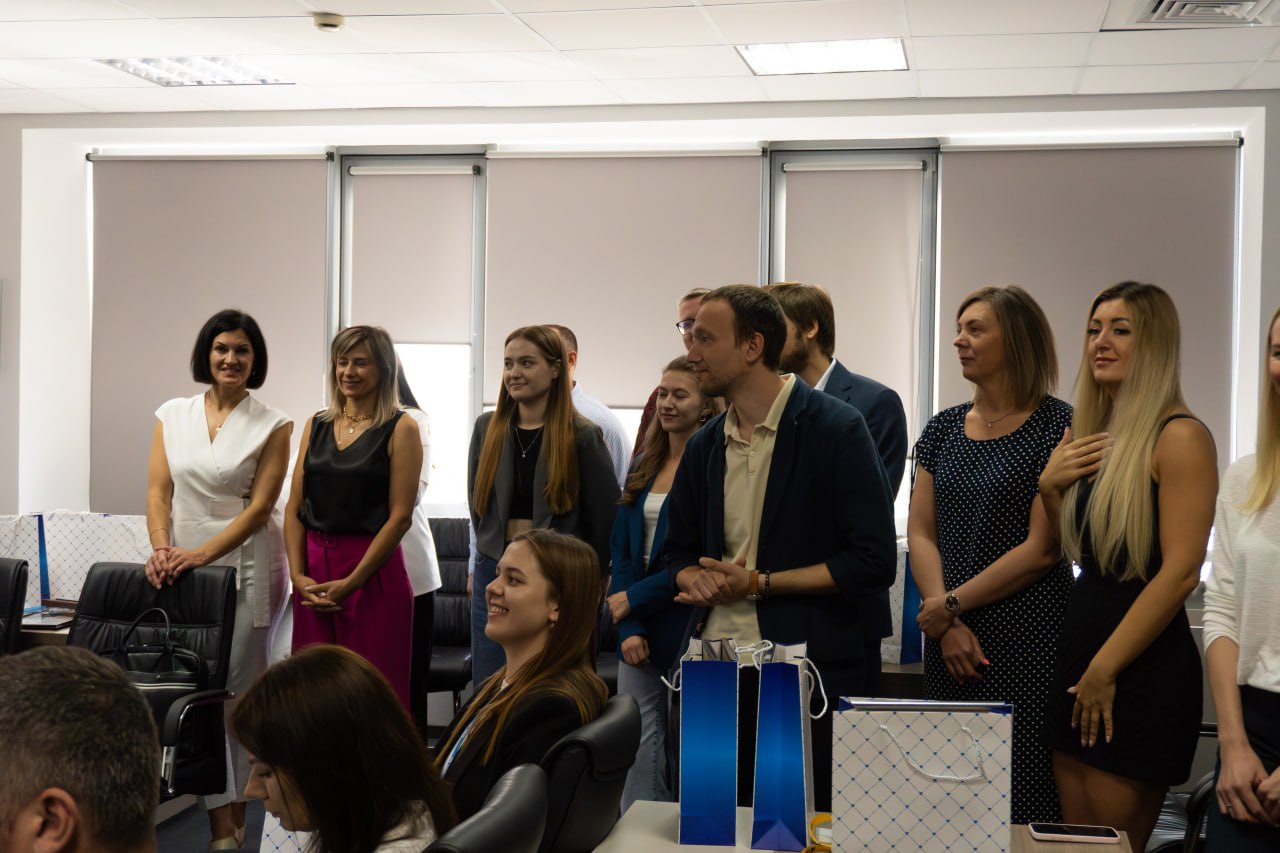 Корпоративный MBA Холдинга 1AK-GROUP: вручение дипломов сотрудникам - 2